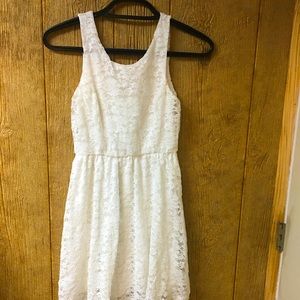 Lush white dress Like new lace size small